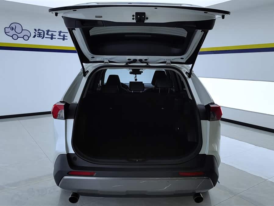 Toyota RAV4 Rongfang 2.0