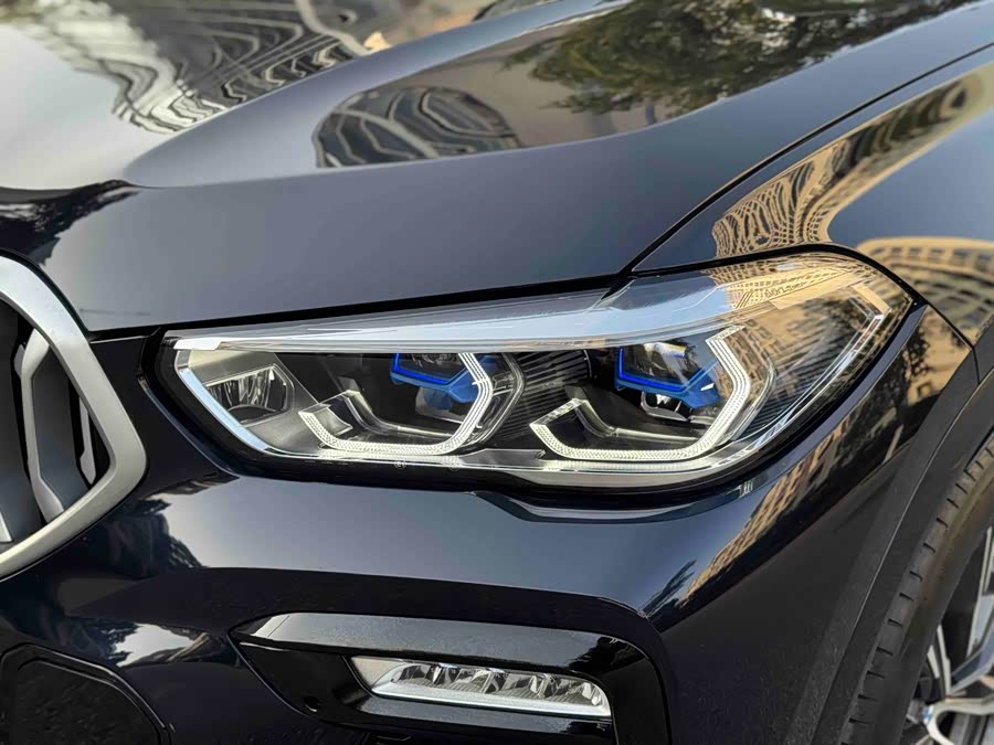 BMW X6 Facelift xDrive40i M Sport Package