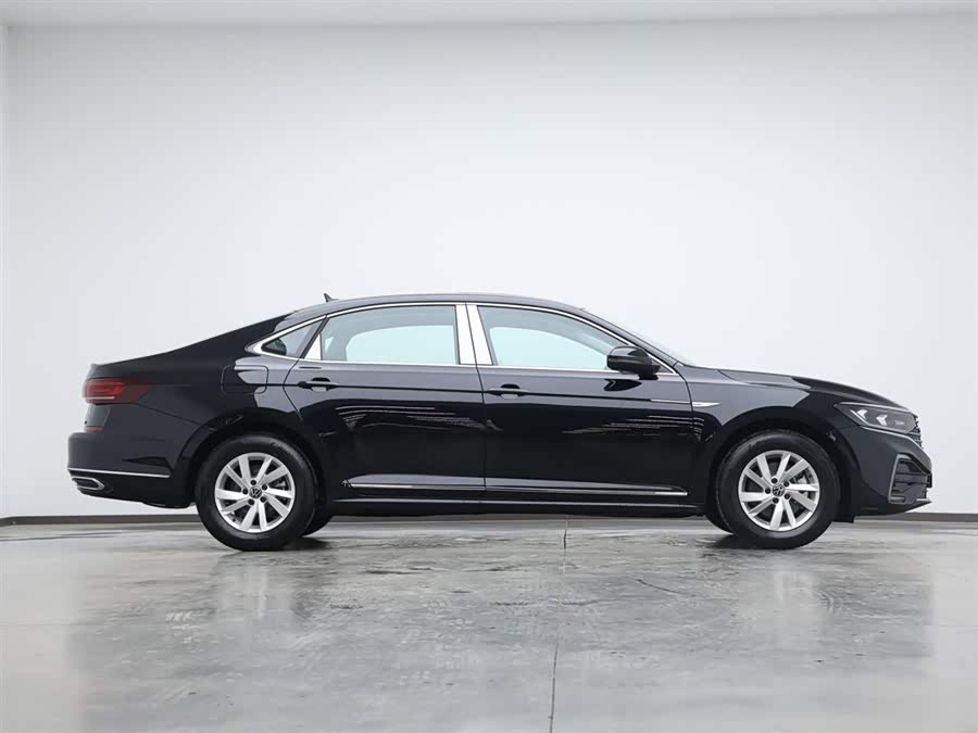 Volkswagen Passat (PHEV)