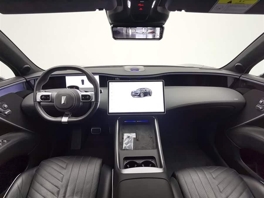 Avatr 11 HarmonyOS 90° Luxury