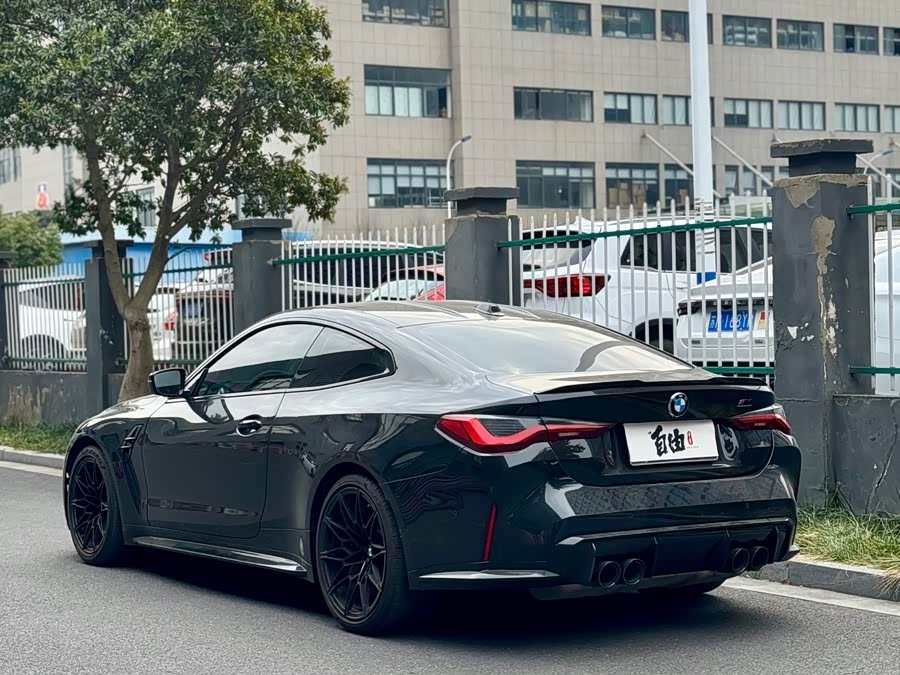 BMW M4 Coupe M xDrive Competition