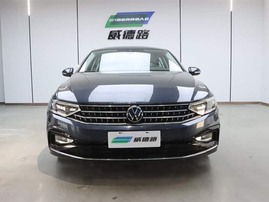 Volkswagen Magotan 2-Million Anniversary