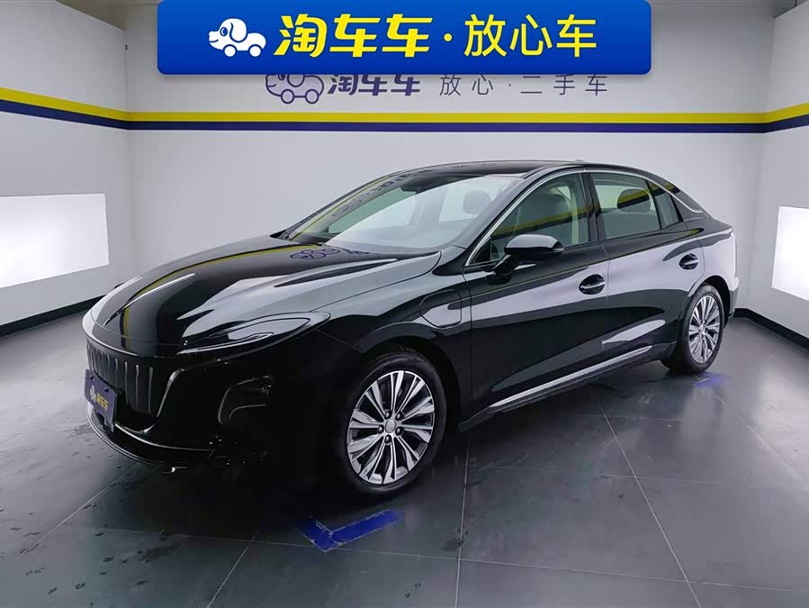 Hongqi E-QM5 431 km Charging Enjoy Edition