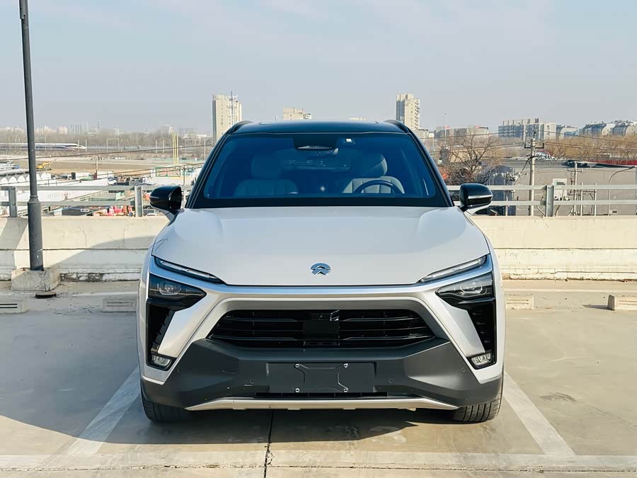 Nio ES8 580 km Signature 6-Seater