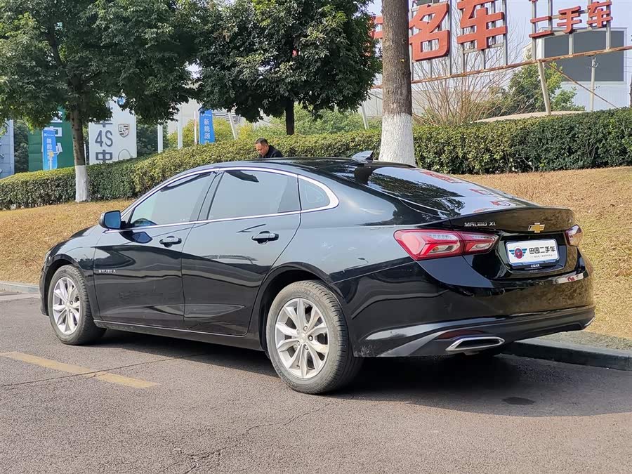 Chevrolet Malibu XL