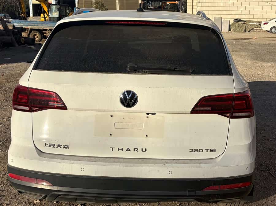 Volkswagen Tharu