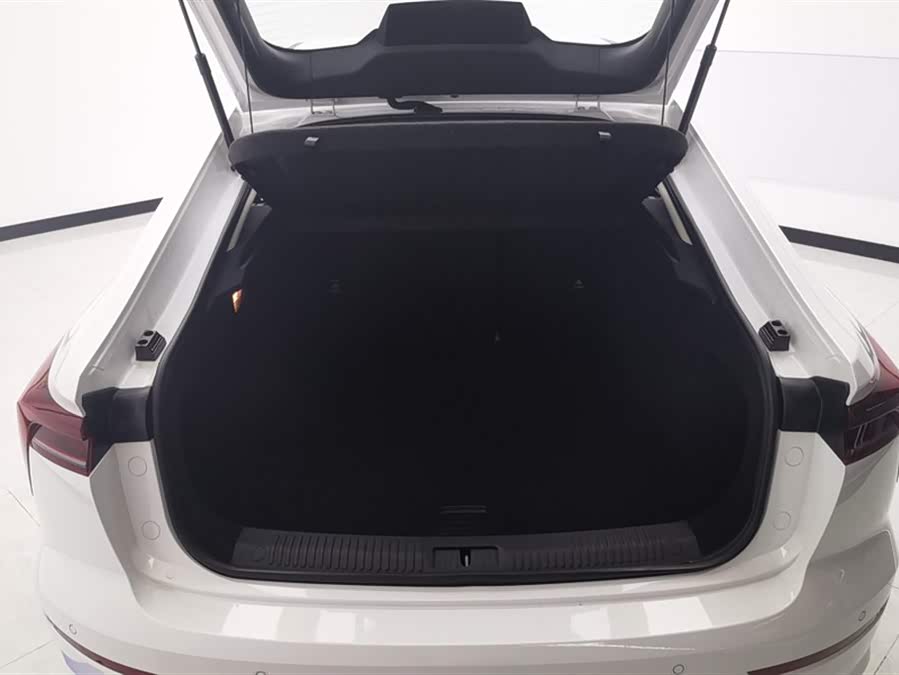 Bestune B70 Longyao Edition