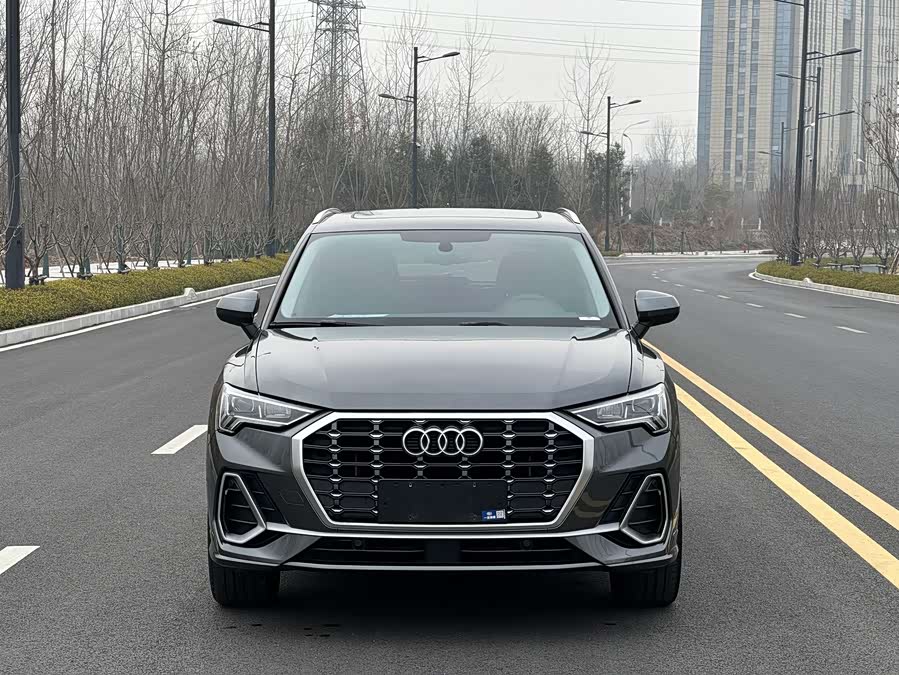 Audi Q3 35 TFSI Fashion Sport