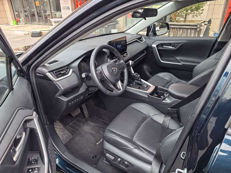 Toyota Wildlander 2.0