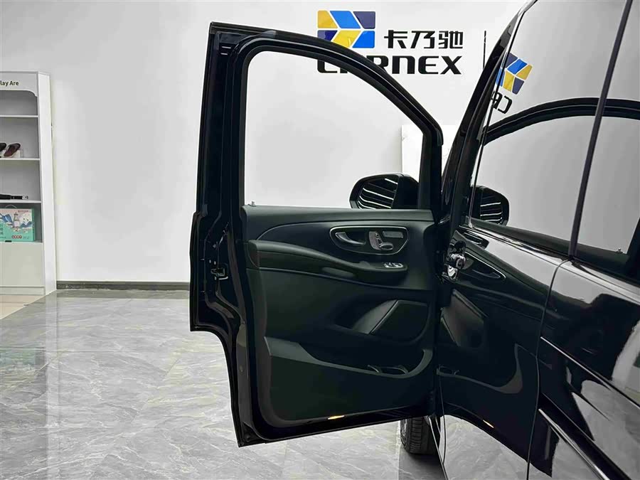 Mercedes-Benz V-Class V 260 Navigator