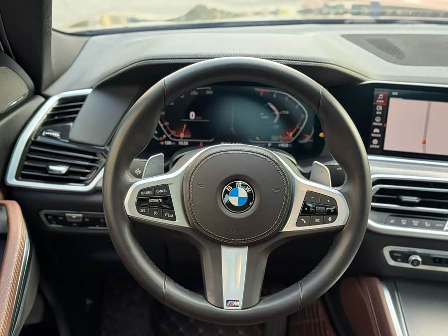 BMW X6 Facelift xDrive40i M Sport Package