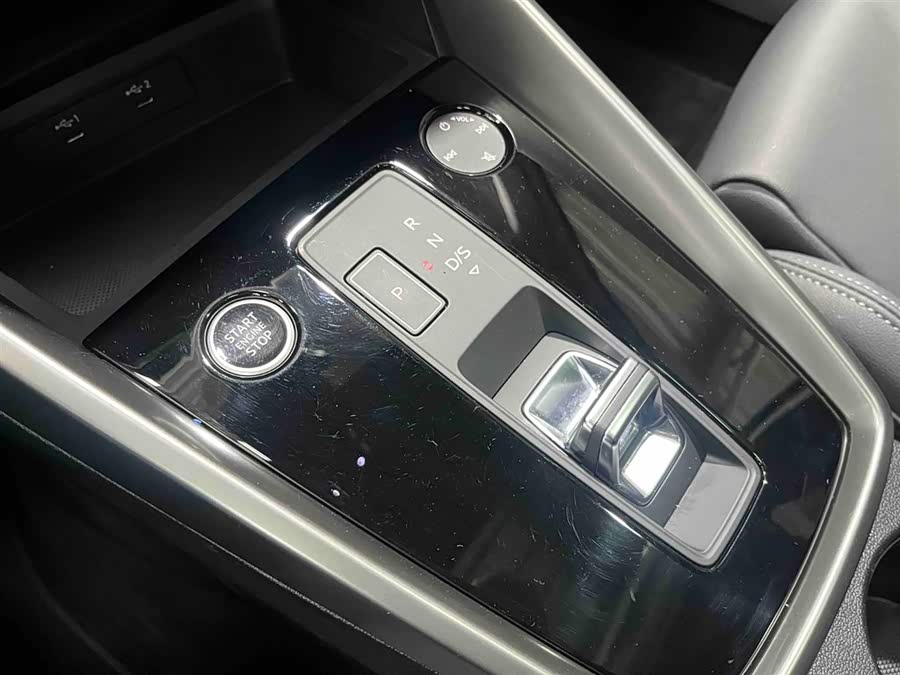 Audi A3L Limousine 35 TFSI Fashion Zhiya