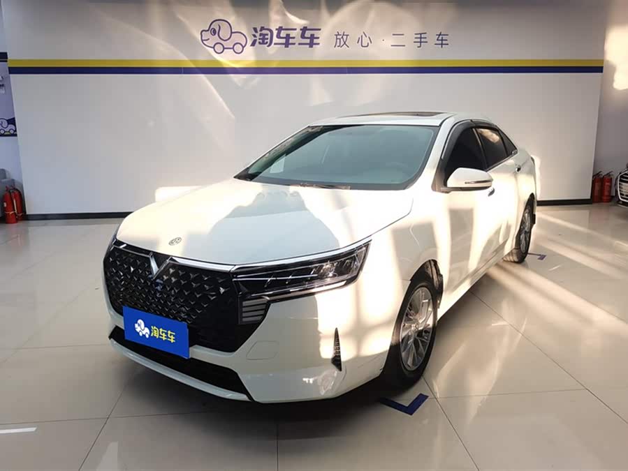 Nissan Venucia D60 PLUS 1.6 XL