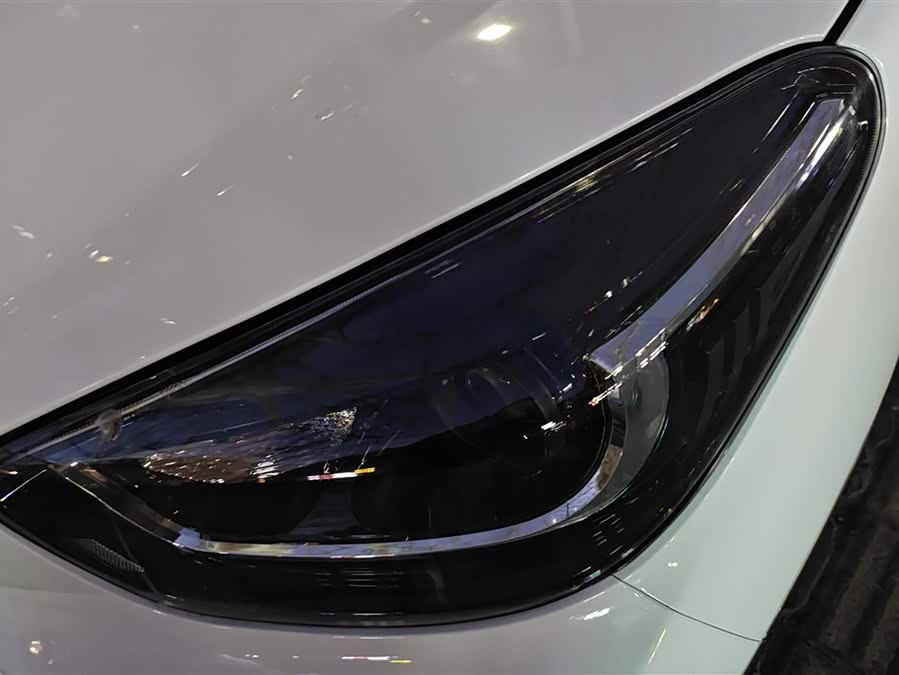 Chery QQ Ice Cream / Little Ant Facelift Sweet Pink Half-Sugar (NMC) 28.8 kWh 30 kW 301 km