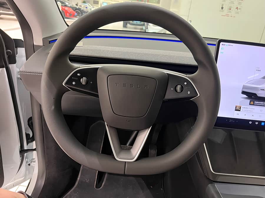 Tesla Model Y Long Range