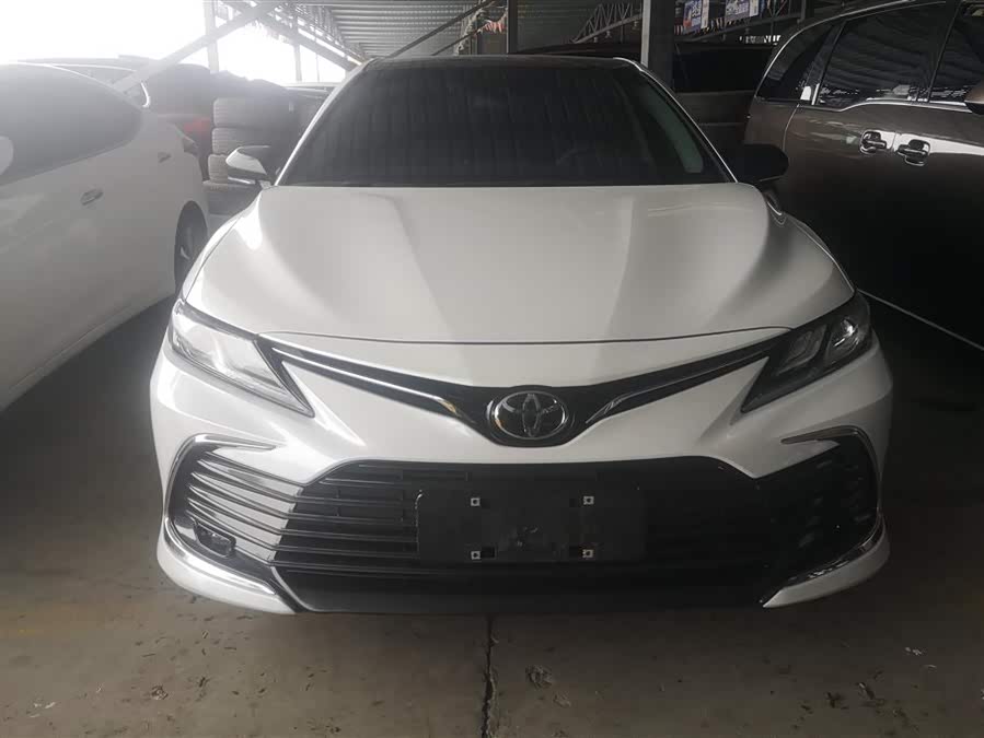 Toyota Camry 2.5G Luxury