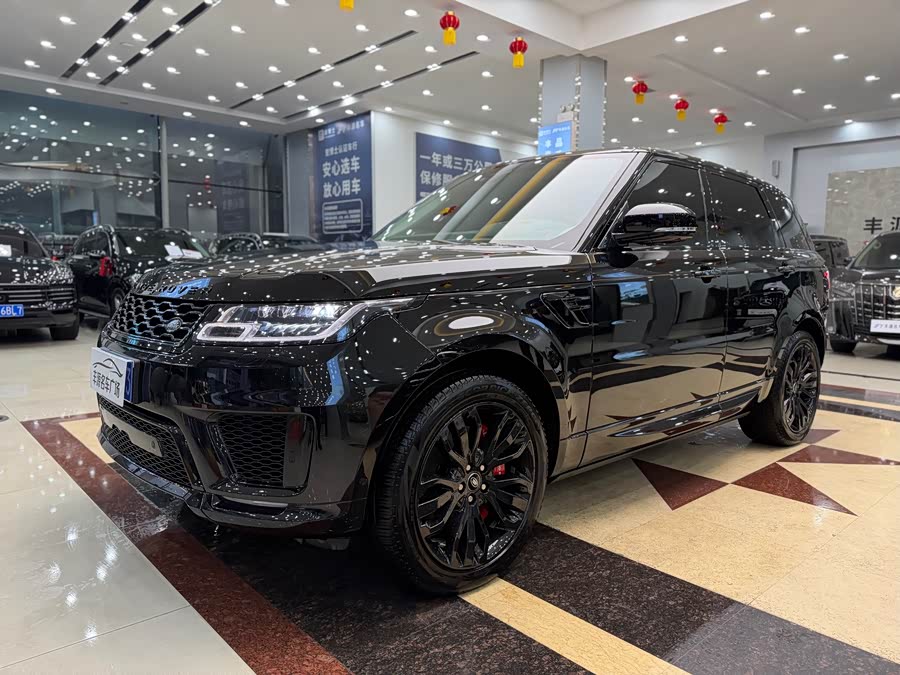 Land Rover Range Rover Sport 3.0 L6 Black Edition