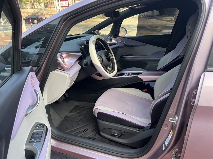 BYD Dolphin Glory Edition 420 km Style