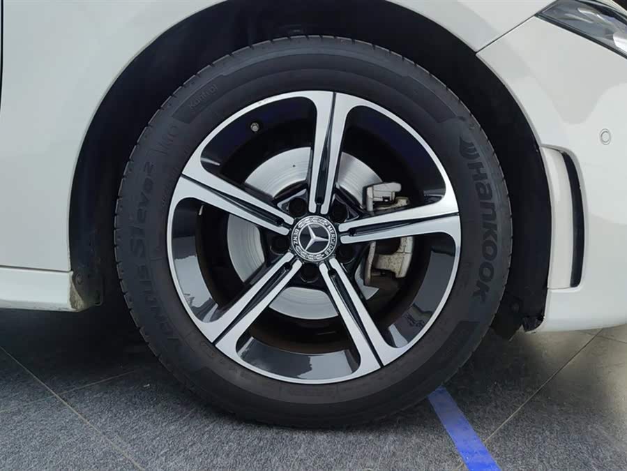 Mercedes-Benz A-Class A 200 L Sport Sedan Style Facelift