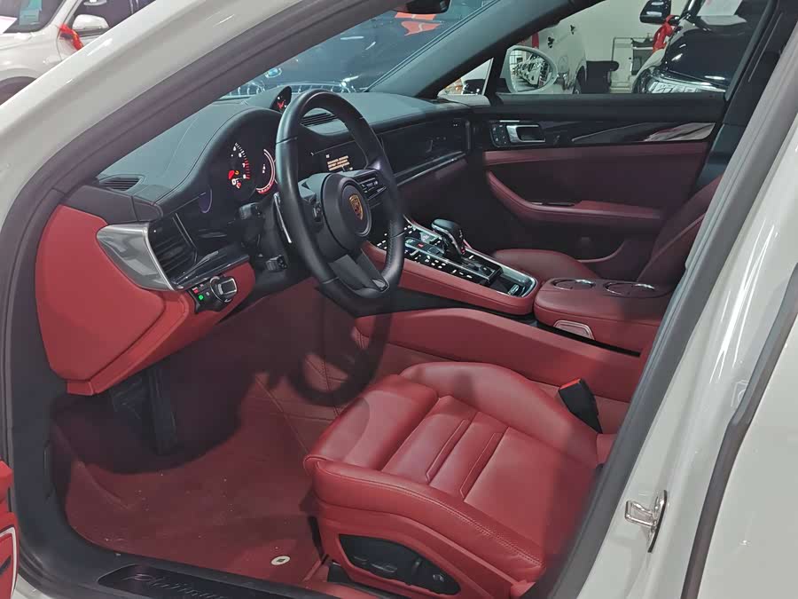 Porsche Panamera Executive Extended Platinum