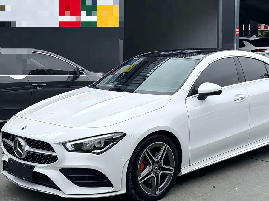 Mercedes-Benz CLA 200