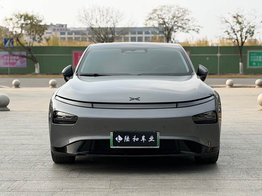 XPeng P7