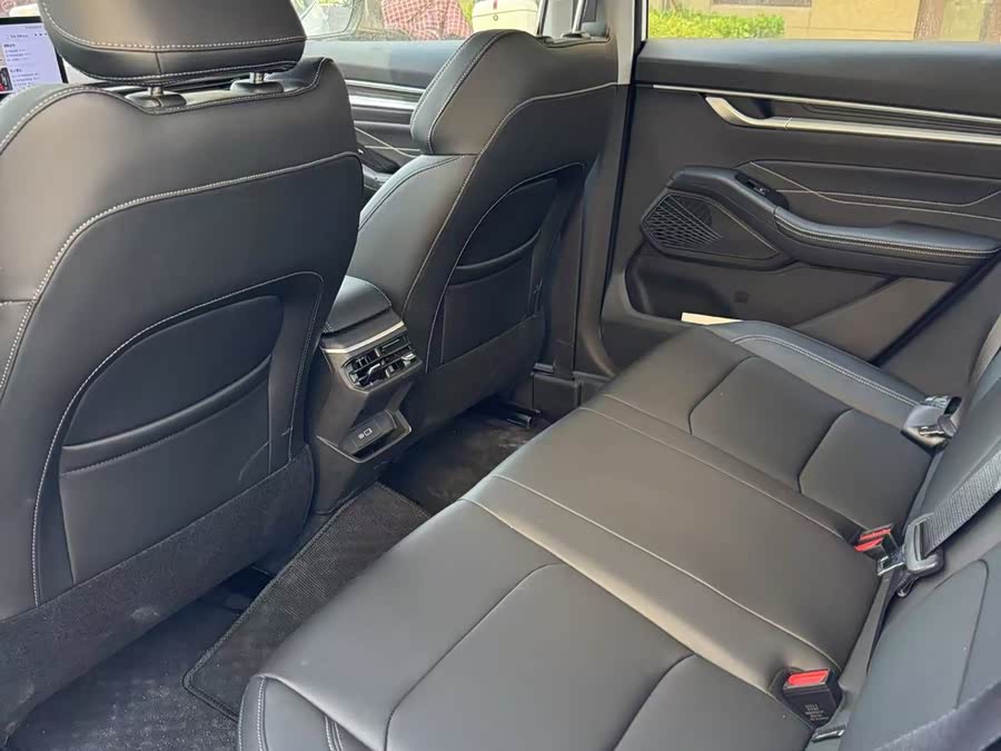 Geely Emgrand 4th Gen 1.5