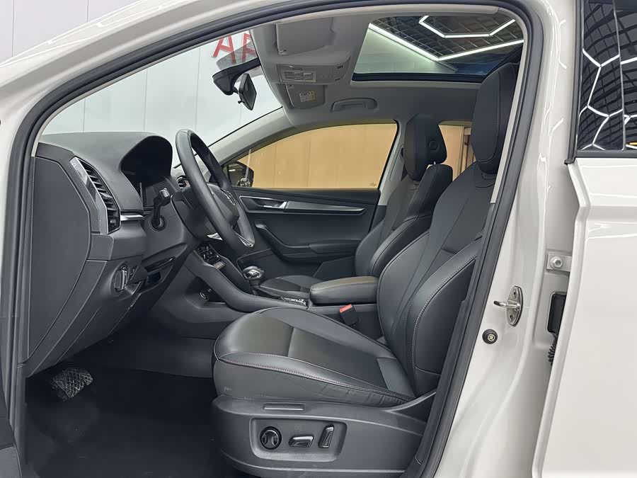 Skoda Karoq TSI280 Premium