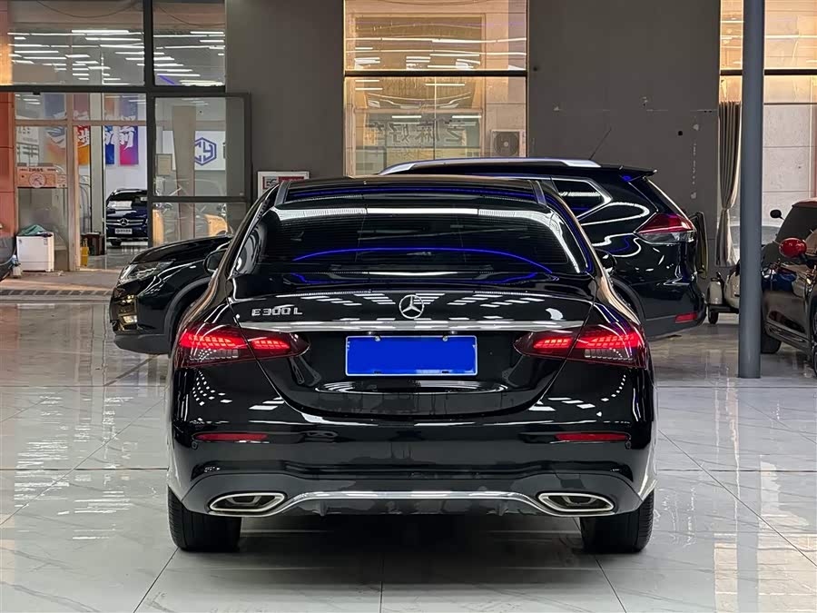 Mercedes-Benz E-Class E 300 L Sport Luxury Facelift