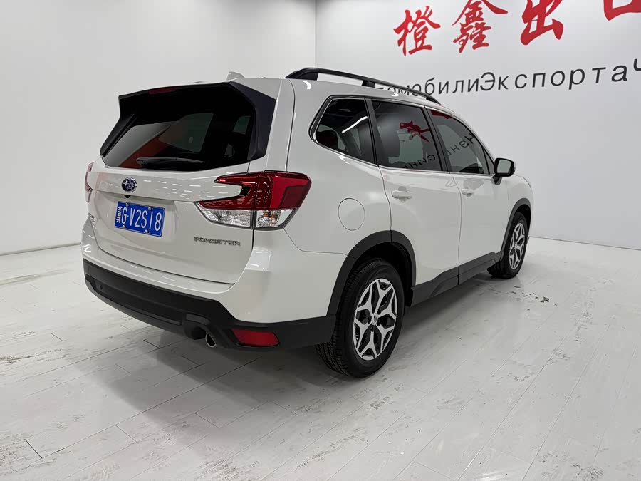 Subaru Forester 2.0i Luxury EyeSight