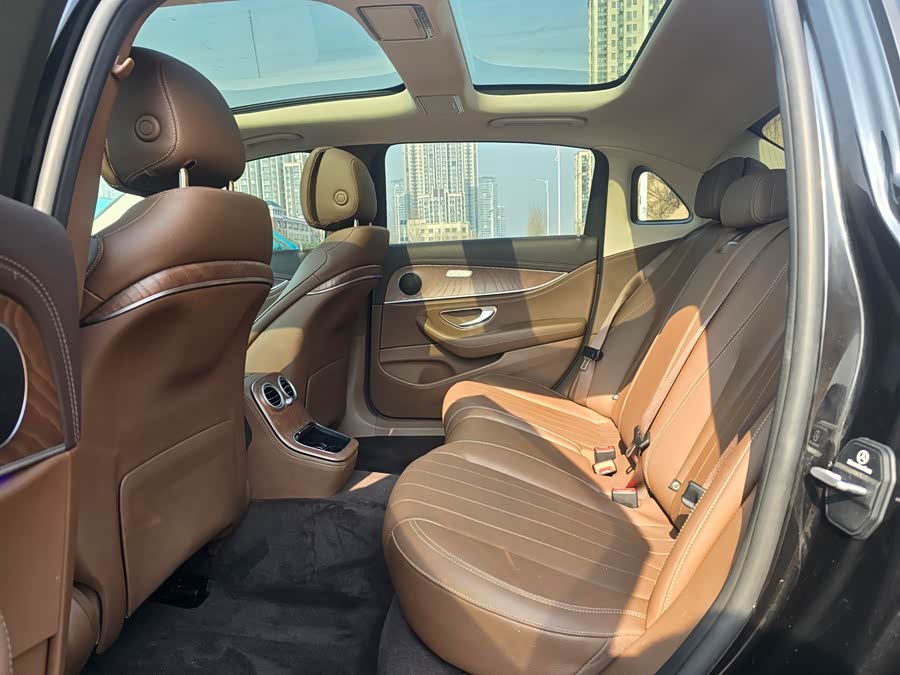 Mercedes-Benz E-Class E 260 L