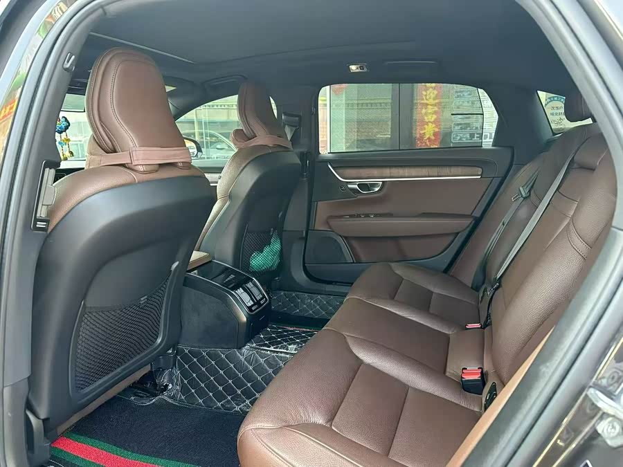 Volvo S90 B5 Smart Luxury