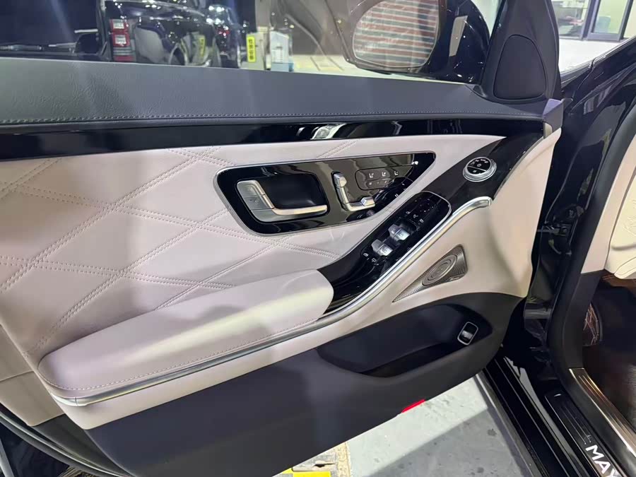 Mercedes-Maybach Maybach S-Class