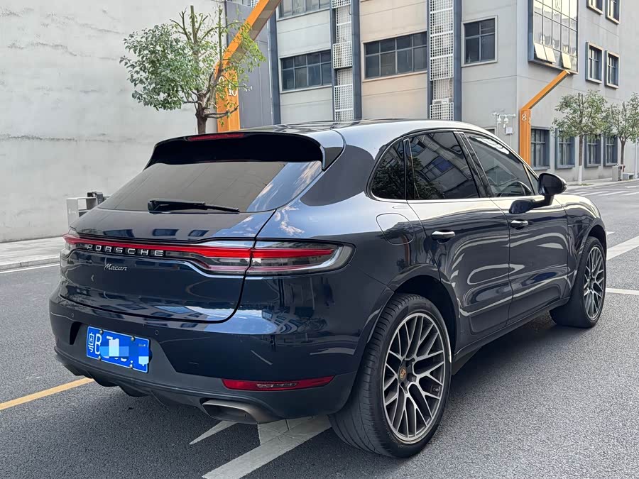 Porsche Macan