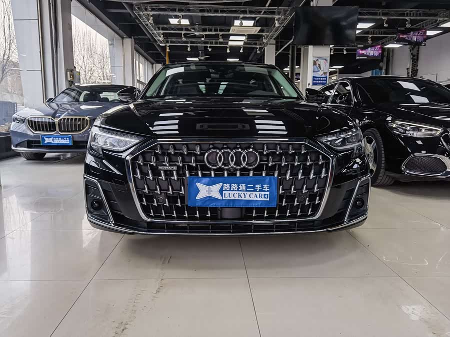 Audi A8L 50 TFSI quattro Zhenxuan