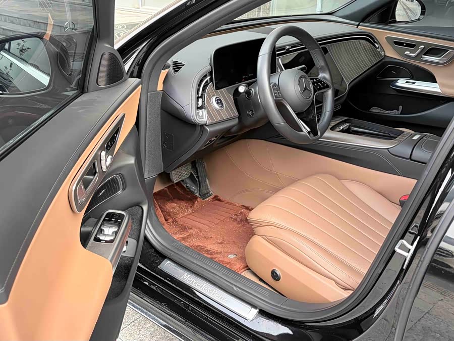 Mercedes-Benz E-Class Facelift E 300 L Fashion