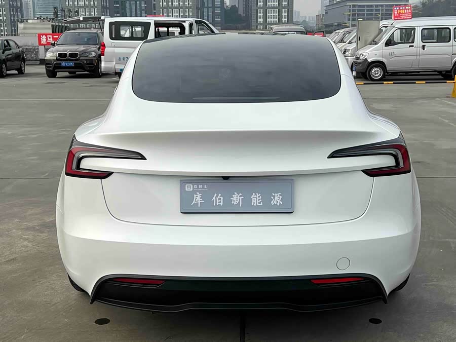 Tesla Model 3 Long Range