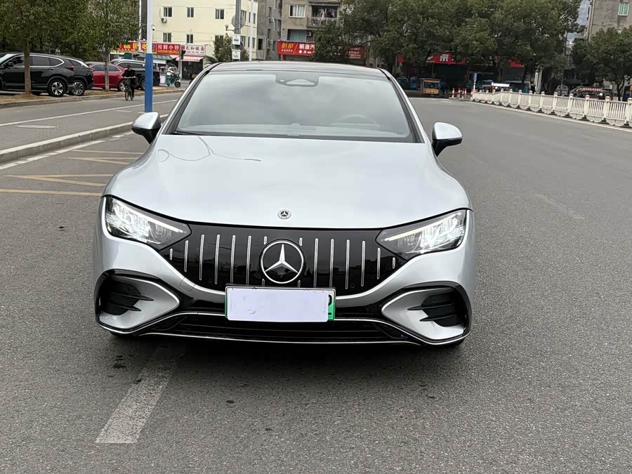 Mercedes-Benz EQE 350 Pioneer