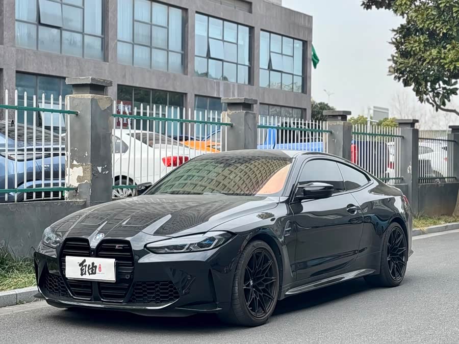 BMW M4 Coupe M xDrive Competition