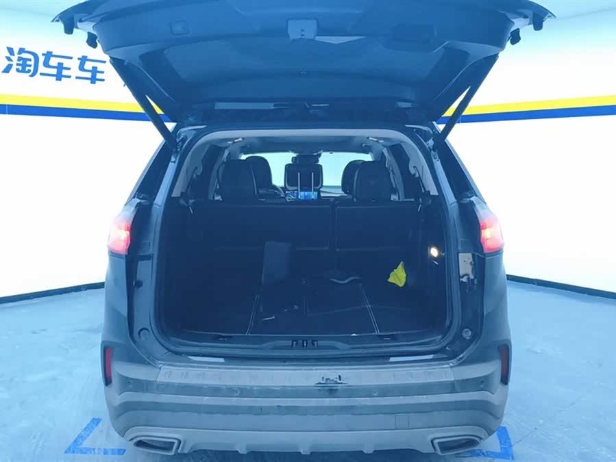 Ford Edge PLUS EcoBoost 245