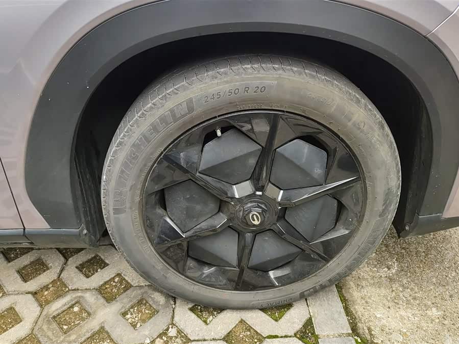 Aion LX Plus 80D Flagship