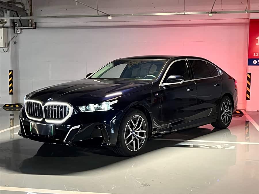 BMW i5 eDrive 40L M Sport