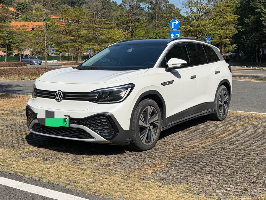 Volkswagen ID.6 CROZZ Long-Range PRO