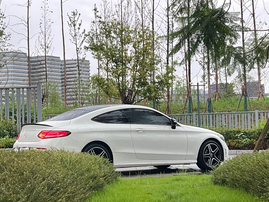 Mercedes-Benz C-Class (Import) C 260 Coupe
