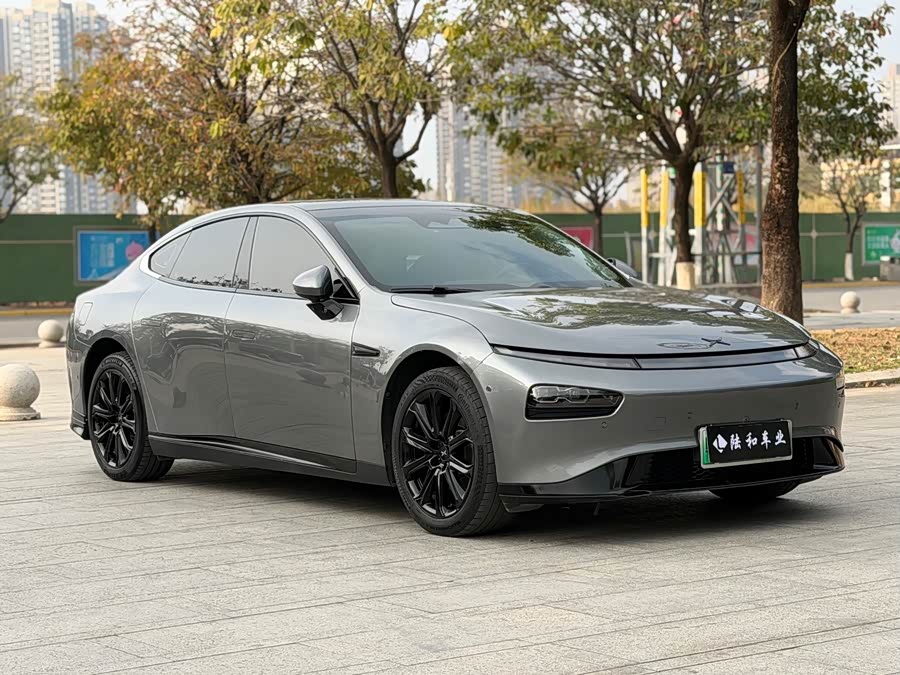 XPeng P7