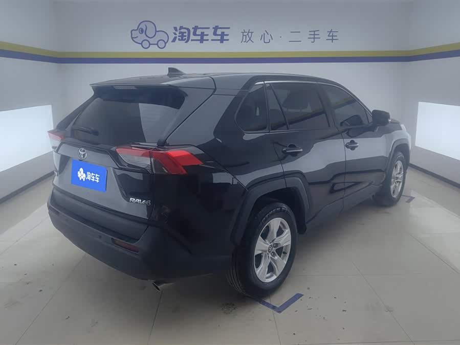 Toyota RAV4 Rongfang 2.0