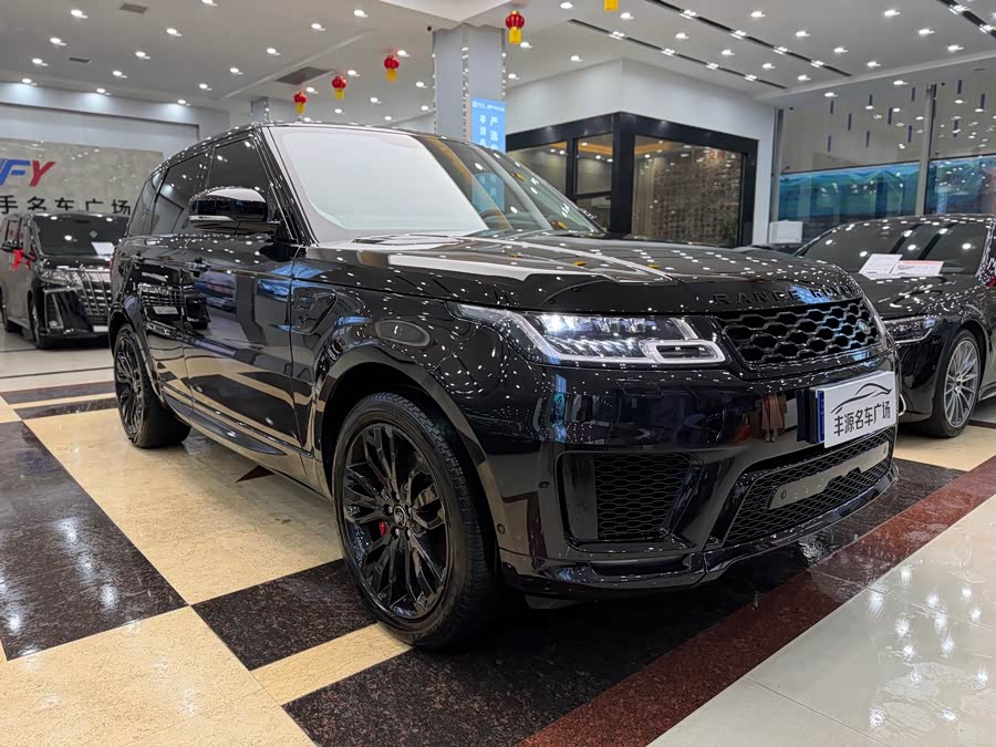 Land Rover Range Rover Sport 3.0 L6 Black Edition
