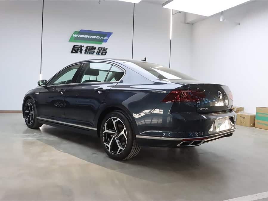 Volkswagen Magotan 2-Million Anniversary