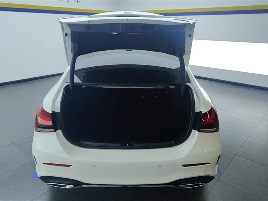 Mercedes-Benz A-Class A 200 L Sport Sedan Style Facelift