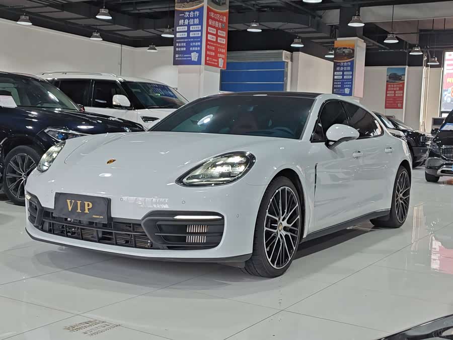 Porsche Panamera Executive Extended Platinum